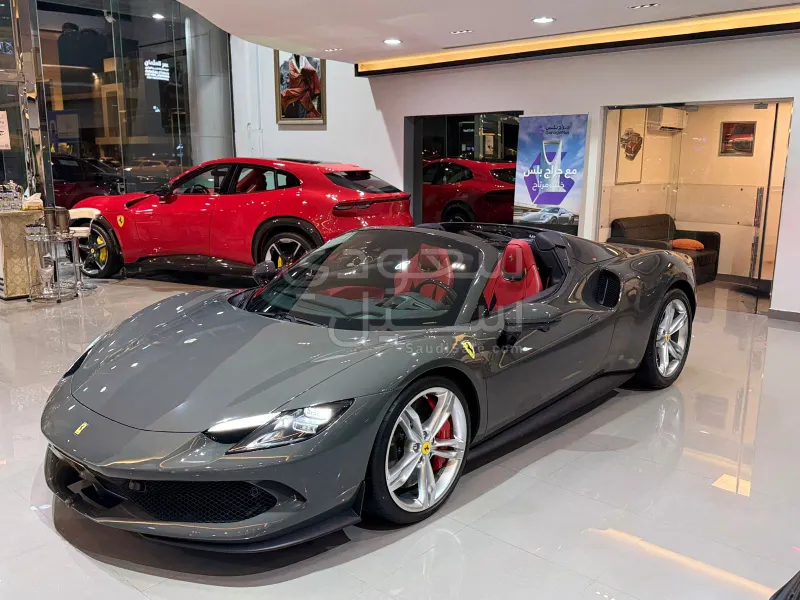 2025 فيراري جي تي اس 296