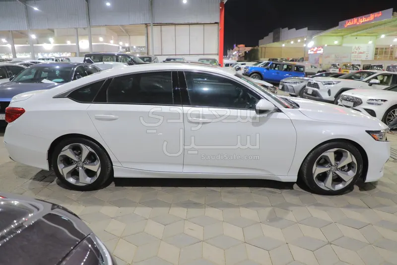 2019 هوندا اكورد سبورت