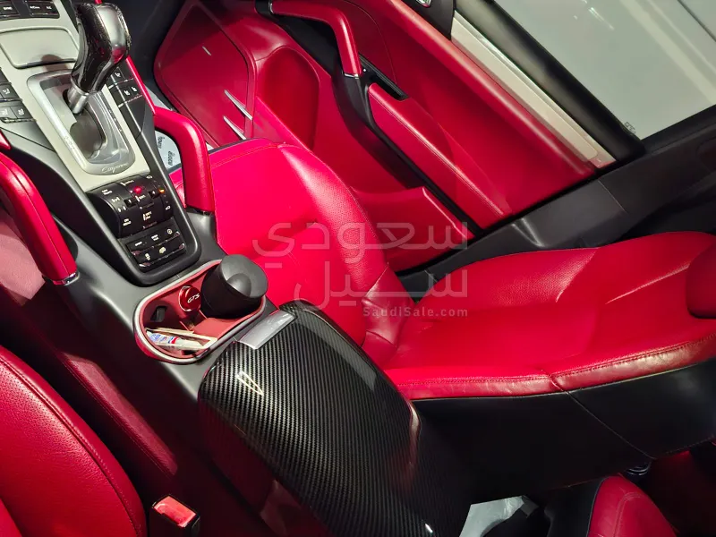 2016 بورش كايين جي تي اس