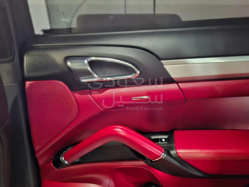 2016 بورش كايين جي تي اس