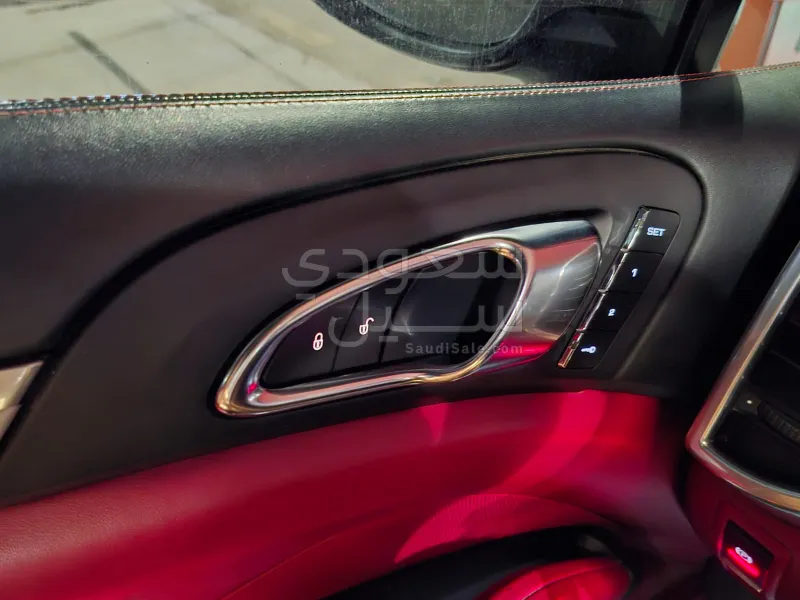 2016 بورش كايين جي تي اس