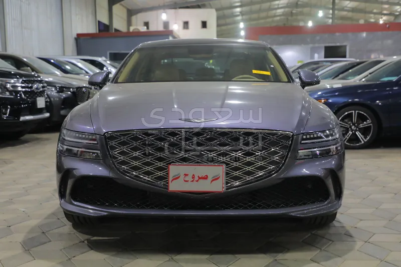 2025 جينيسيس جي 80