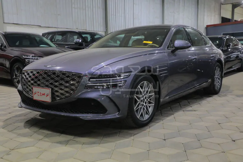 2025 جينيسيس جي 80