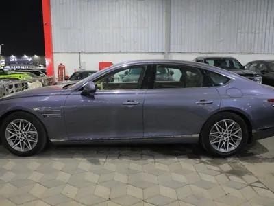 2025 جينيسيس جي 80