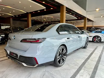 2024 BMW 7 Series 735i