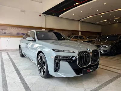 2024 BMW 7 Series 735i