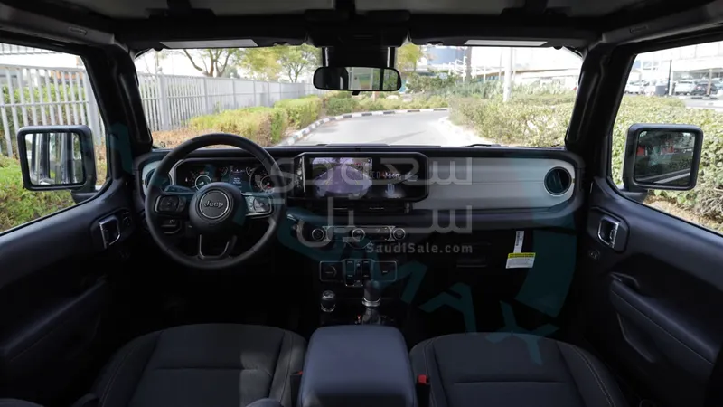 2025 جييب رانجلر سبورت بلس