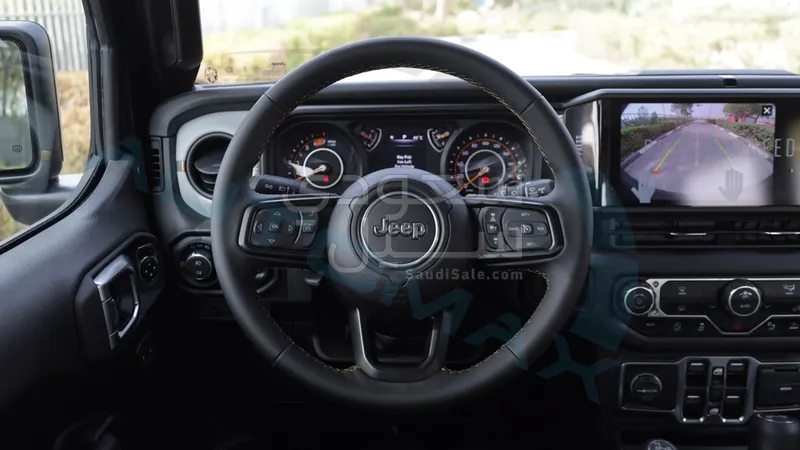 2025 جييب رانجلر سبورت بلس