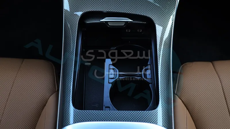 2026 مرسيدس - بنز سي إل إي 200