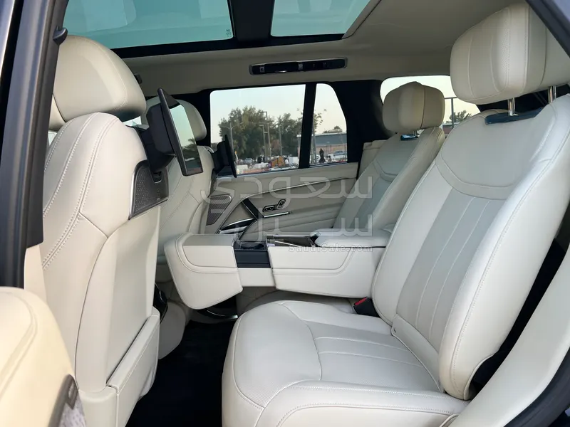 2024 Land Rover Range Rover Autobiography