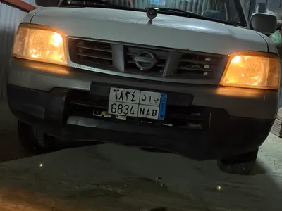 2015 نيسان بيك اب