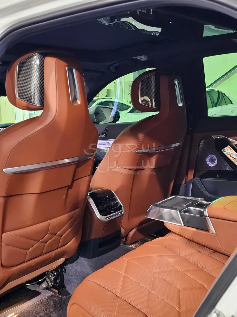 2024 BMW 7 Series 760i