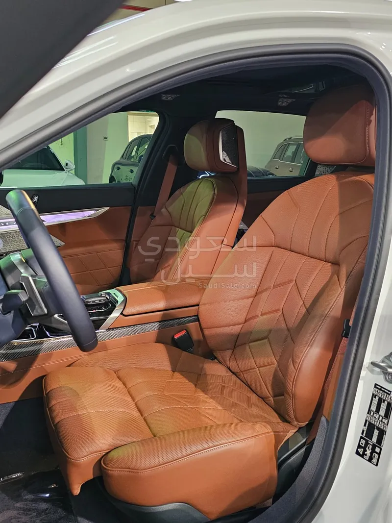 2024 BMW 7 Series 760i