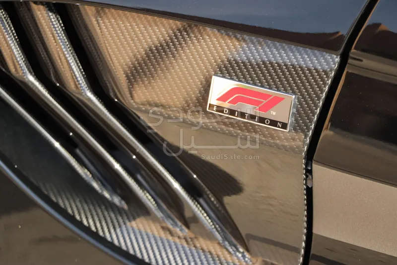 2022 استون مارتن فانتج اف 1 إديشن