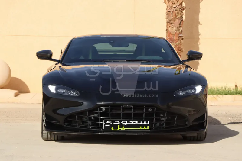 2022 استون مارتن فانتج اف 1 إديشن