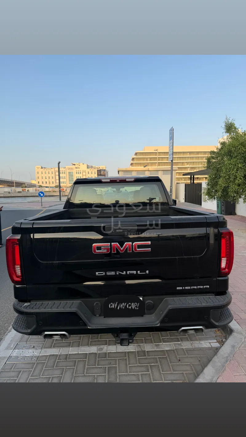 2021 GMC Sierra Denali