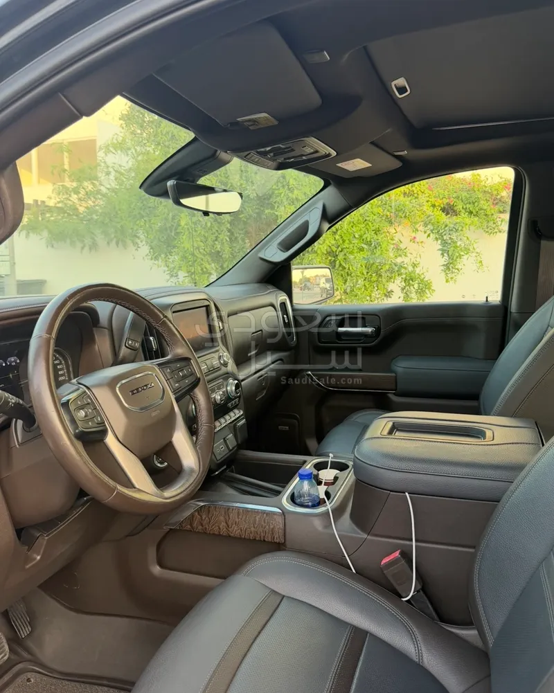 2021 GMC Sierra Denali