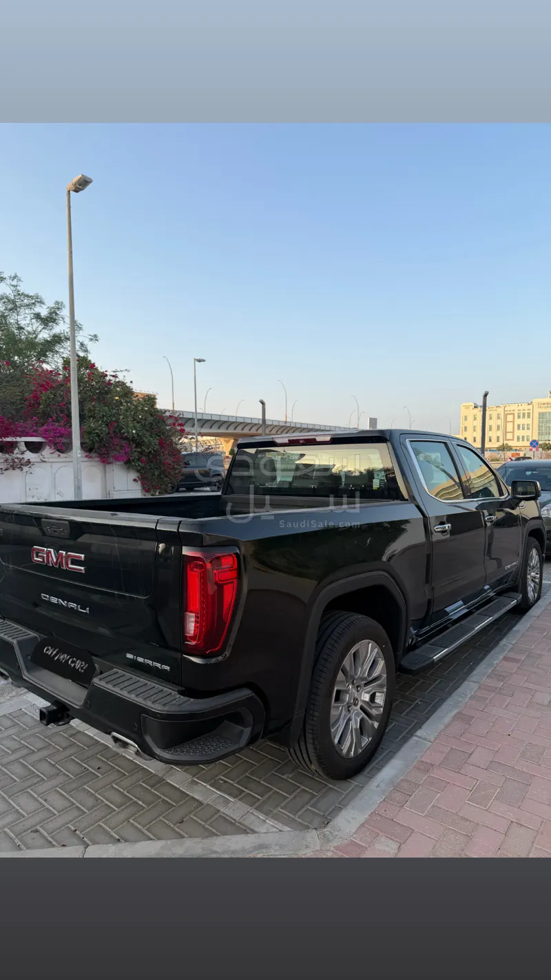 2021 GMC Sierra Denali