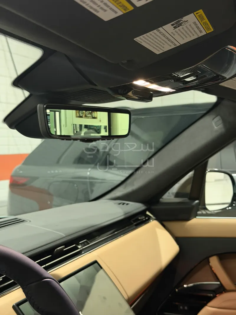 2025 Land Rover Range Rover Sport SV