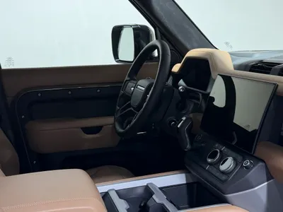 2026 Land Rover Defender X 110