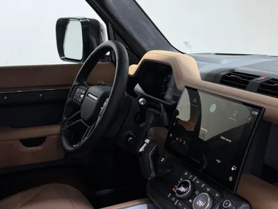 2026 Land Rover Defender X 110