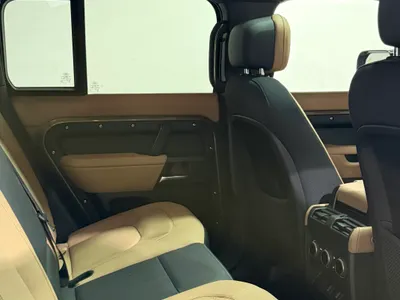 2026 Land Rover Defender X 110