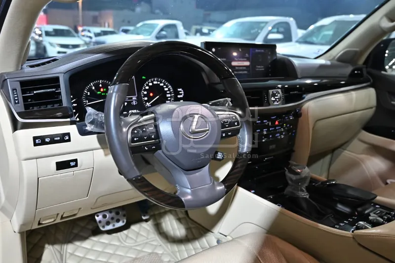 2019 Lexus LX 570 S
