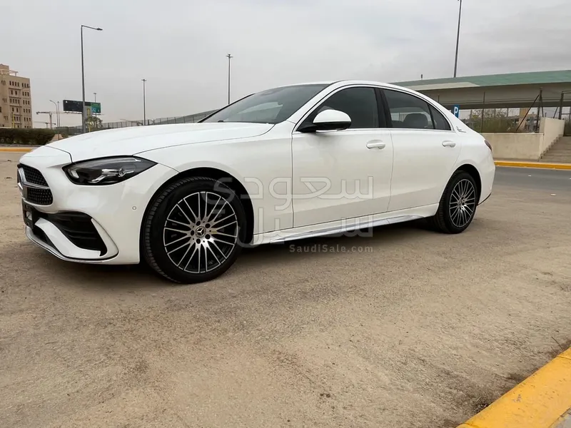 2025 مرسيدس - بنز سي 200 أي إم جي