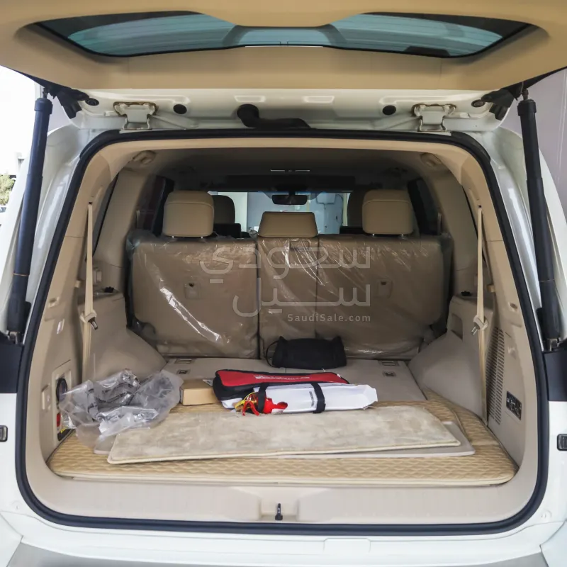 2024 Toyota Land Cruiser GXR