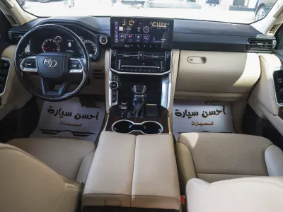 2024 Toyota Land Cruiser GXR