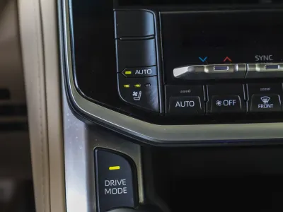 2024 Toyota Land Cruiser GXR