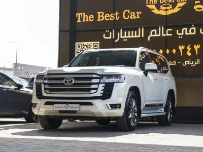 2024 Toyota Land Cruiser GXR