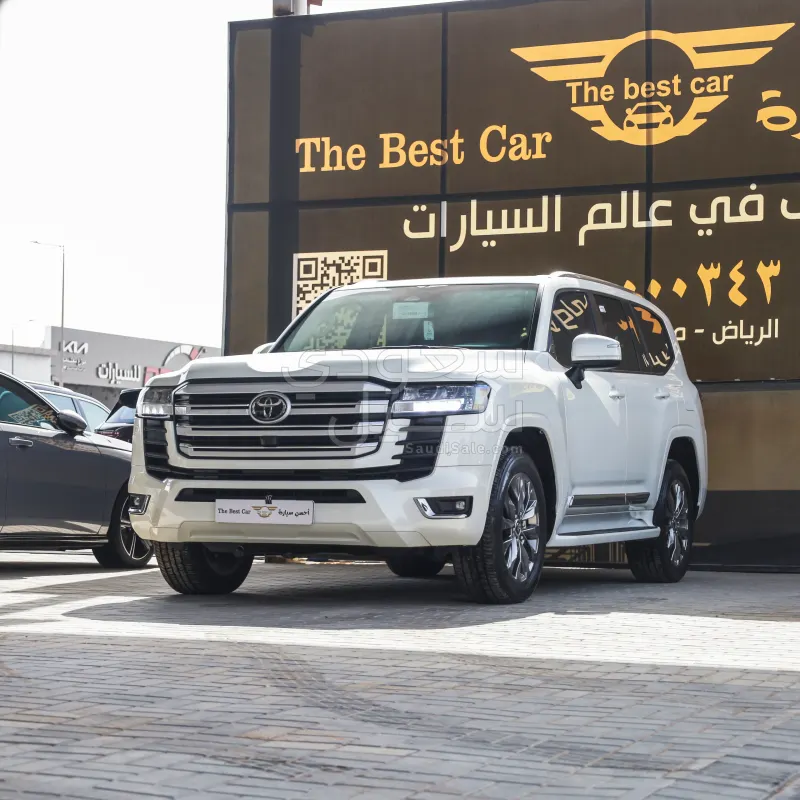 2025 Toyota Land Cruiser GXR