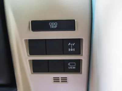 2025 Toyota Land Cruiser GXR