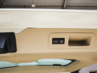 2025 Toyota Land Cruiser GXR