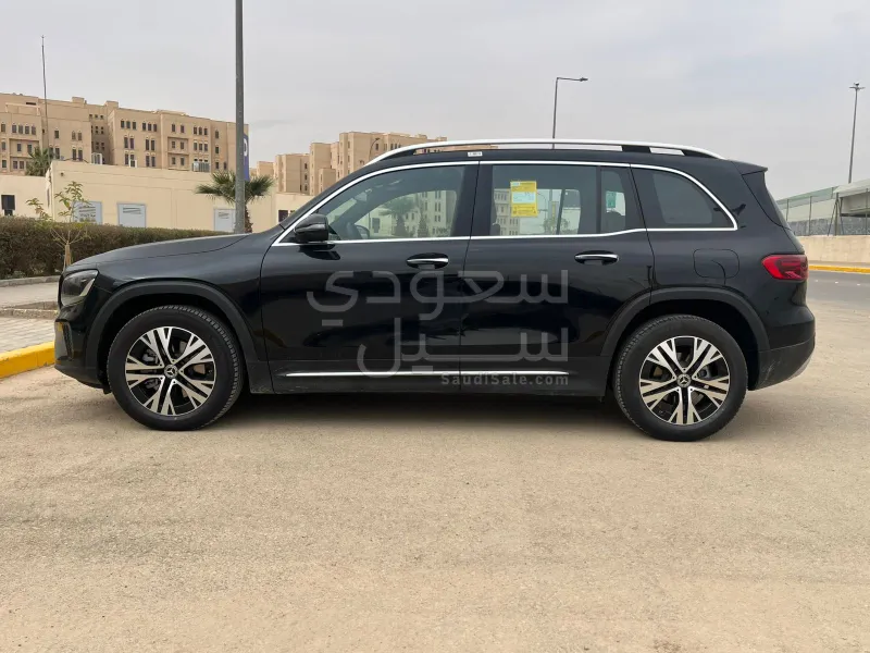 2025 مرسيدس - بنز جي إل بي 250