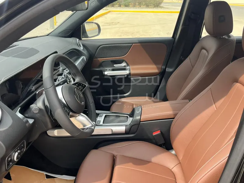 2025 مرسيدس - بنز جي إل بي 250