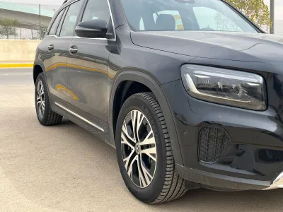 2025 مرسيدس - بنز جي إل بي 250