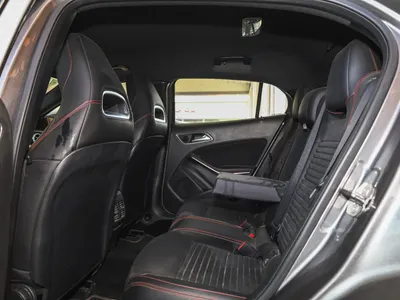 2020 Mercedes-Benz GLA 180