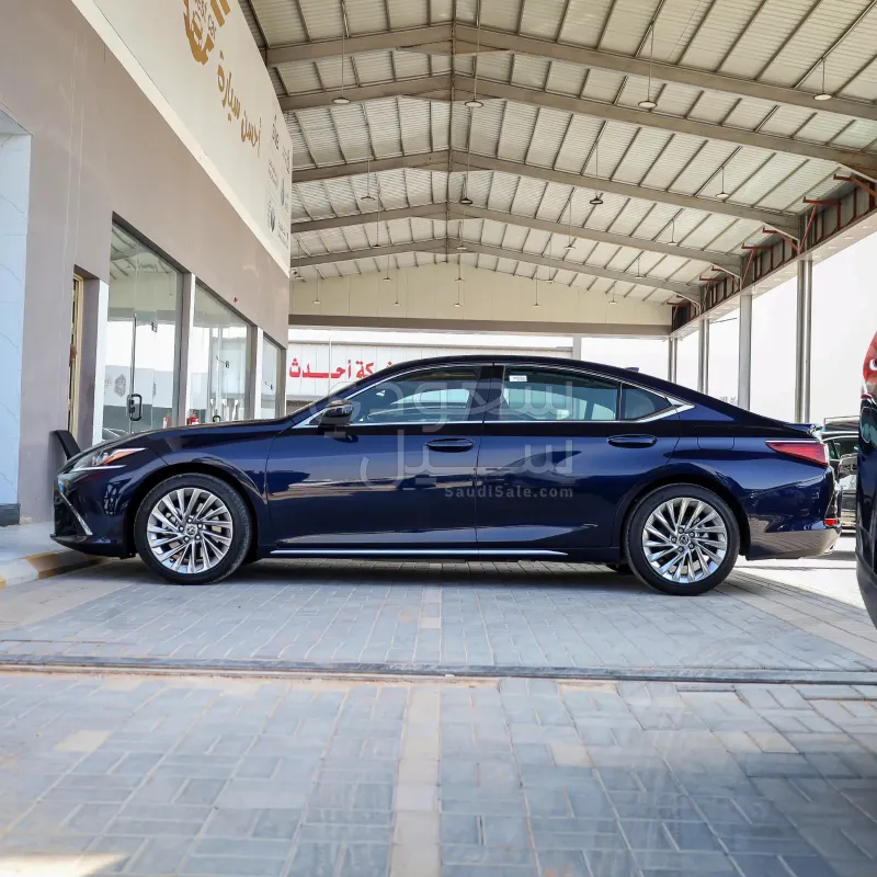 2023 Lexus ES 350