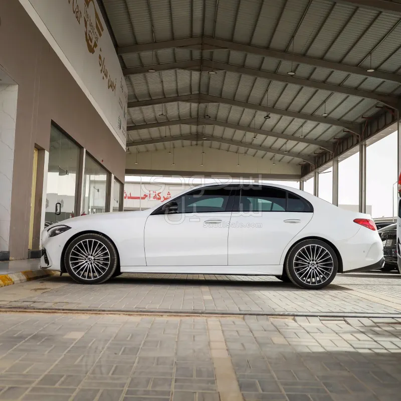2026 Mercedes-Benz C 200 AMG