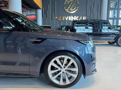 2026 Land Rover Range Rover Sport SE