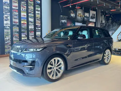 2026 Land Rover Range Rover Sport SE
