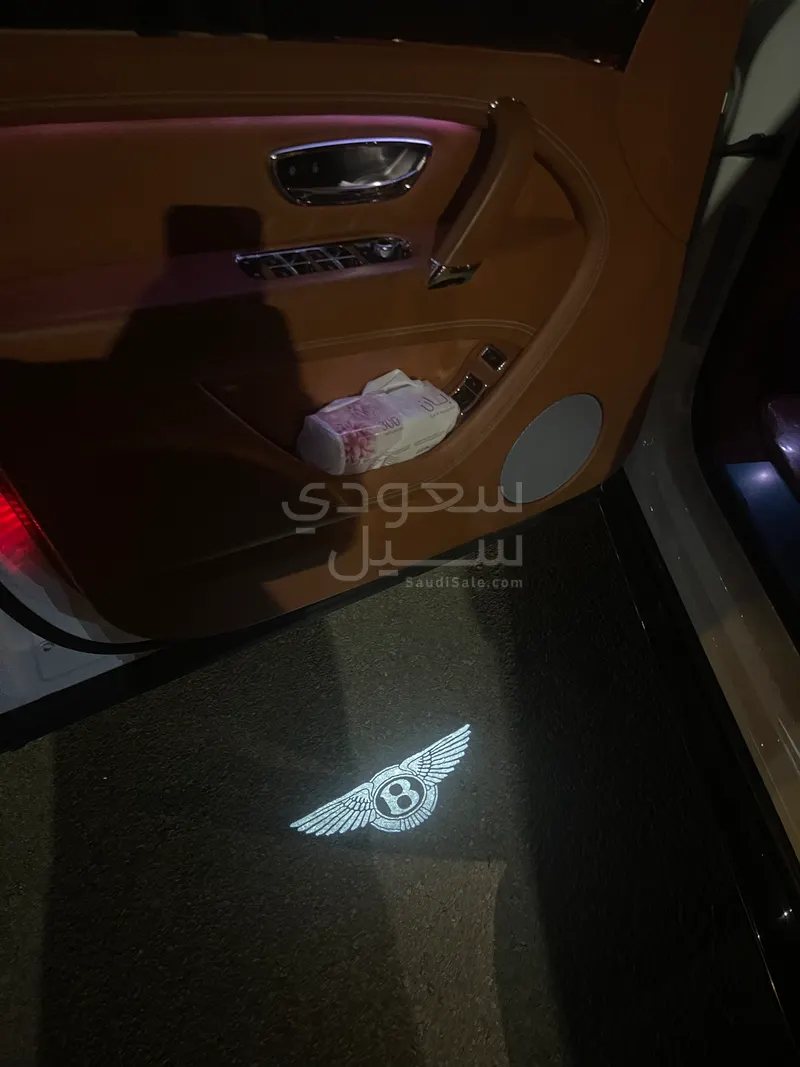 2020 Bentley Bentayga Black Edition