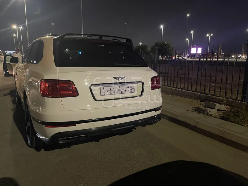 2020 Bentley Bentayga Black Edition