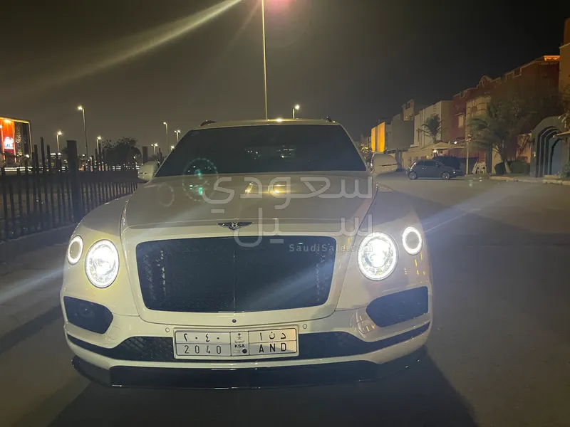 2020 Bentley Bentayga Black Edition