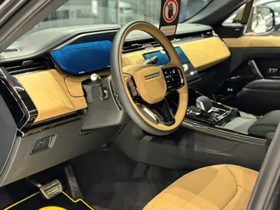 2026 Land Rover Range Rover Sport SE