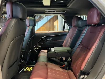 2026 Land Rover Range Rover Sport SE