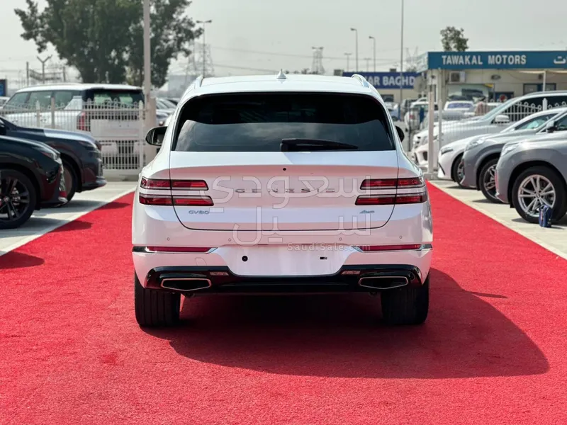 2023 جينيسيس جي في 80