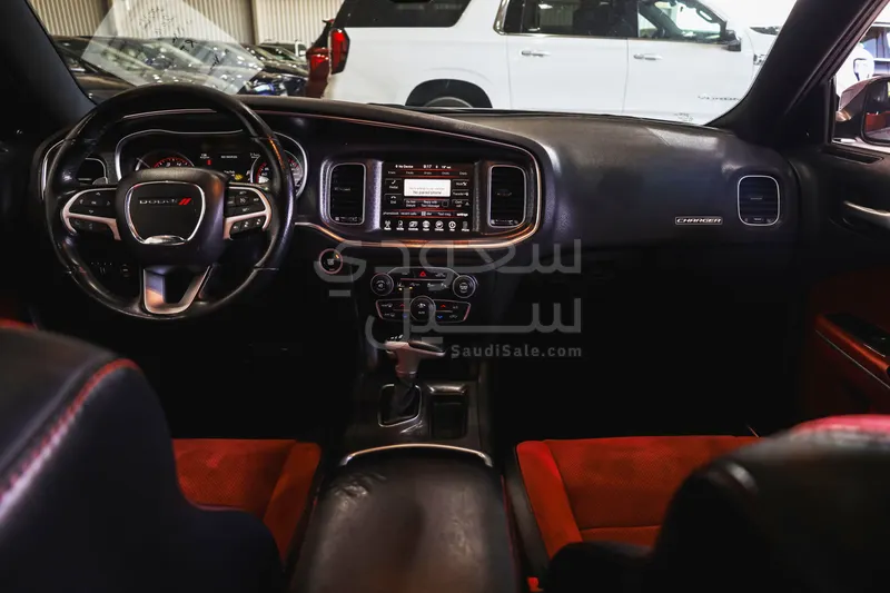 2016 دودج تشارجر ار تي